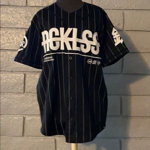 Black baseball style shirt